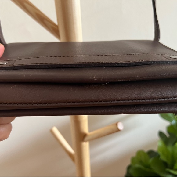 MADEWELL Women’s LEATHER CROSSBODY SHOULDER Bag CLUTCH Brass Hardware Mirror - Picture 6 of 9